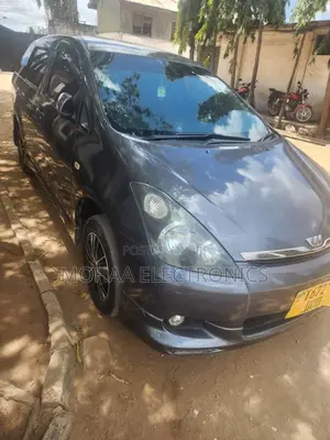 Toyota Wish 2004 Gray