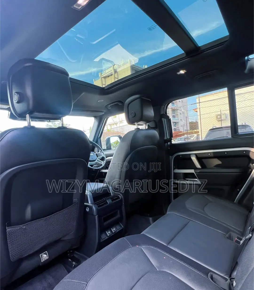 Land Rover Defender 2024 Gray