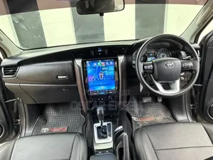 Toyota Fortuner 2023 Gray