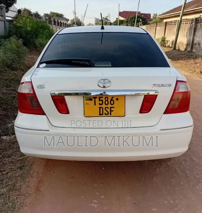 Toyota Premio 2004 White