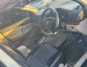 Toyota Premio 2004 White