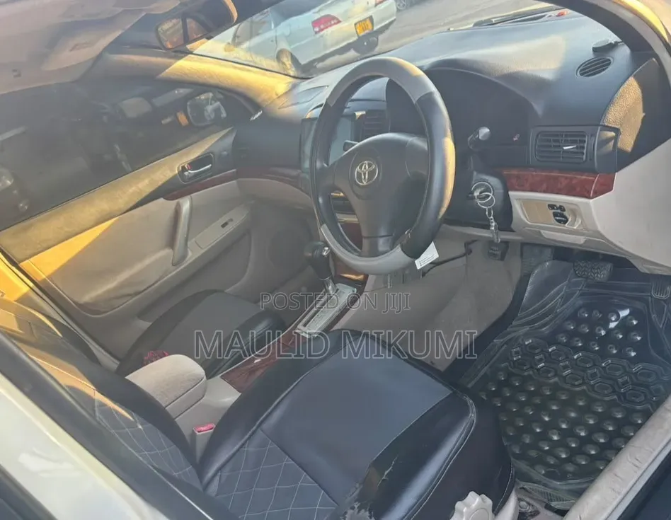 Toyota Premio 2004 White