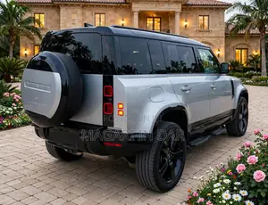 Land Rover Defender 2023 Silver