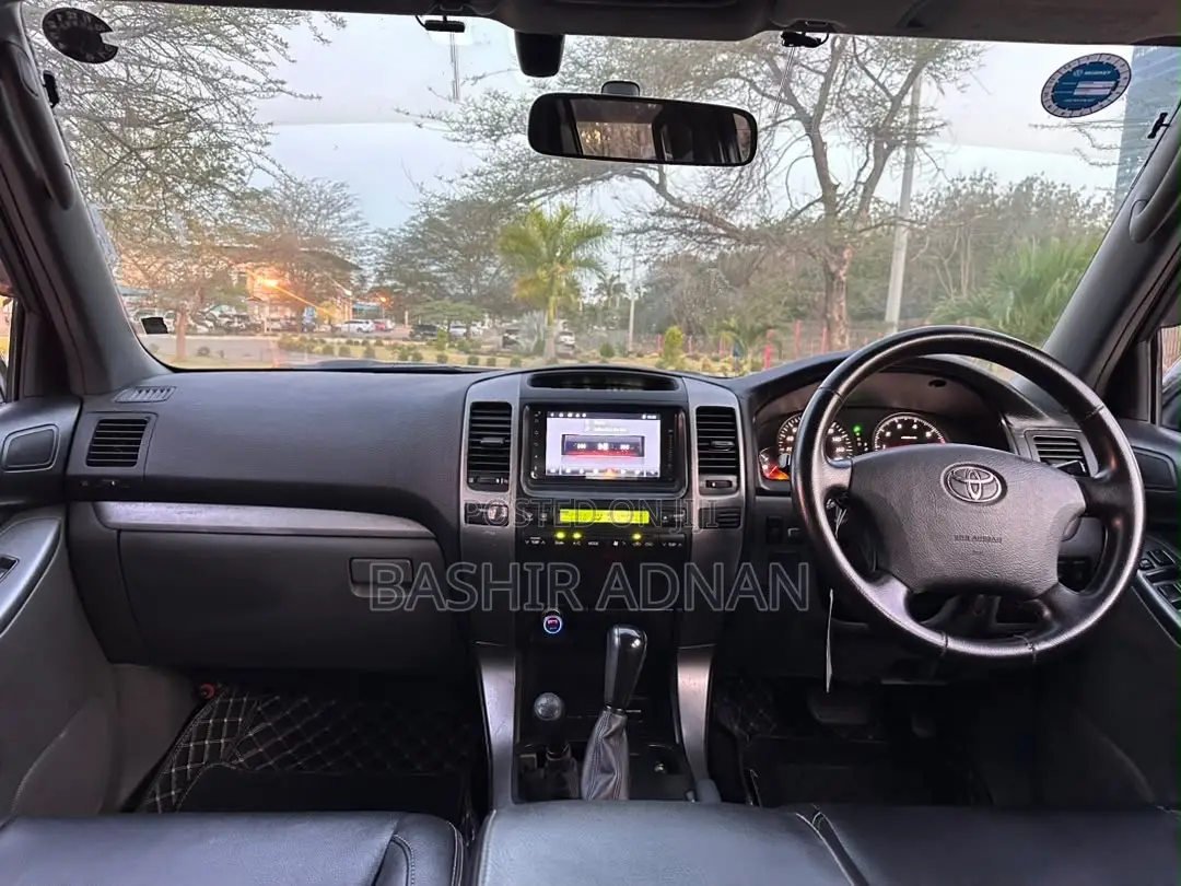 Toyota Land Cruiser Prado 2006 Matt Black