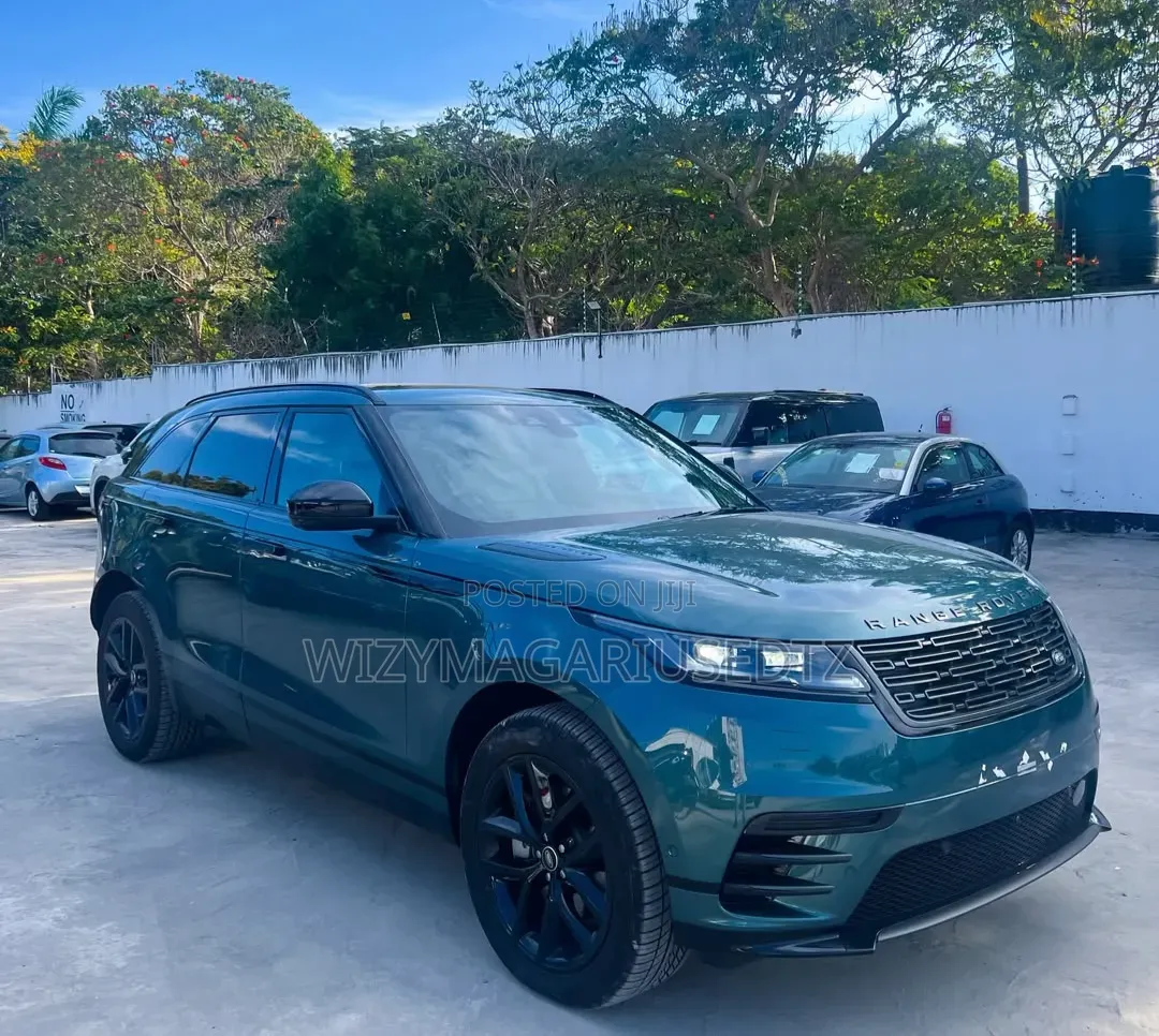 Land Rover Range Rover Velar 2024 Green