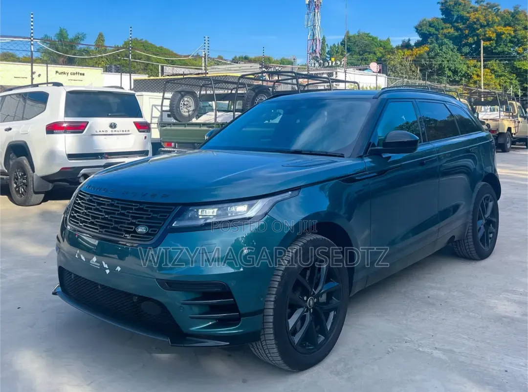Land Rover Range Rover Velar 2024 Green