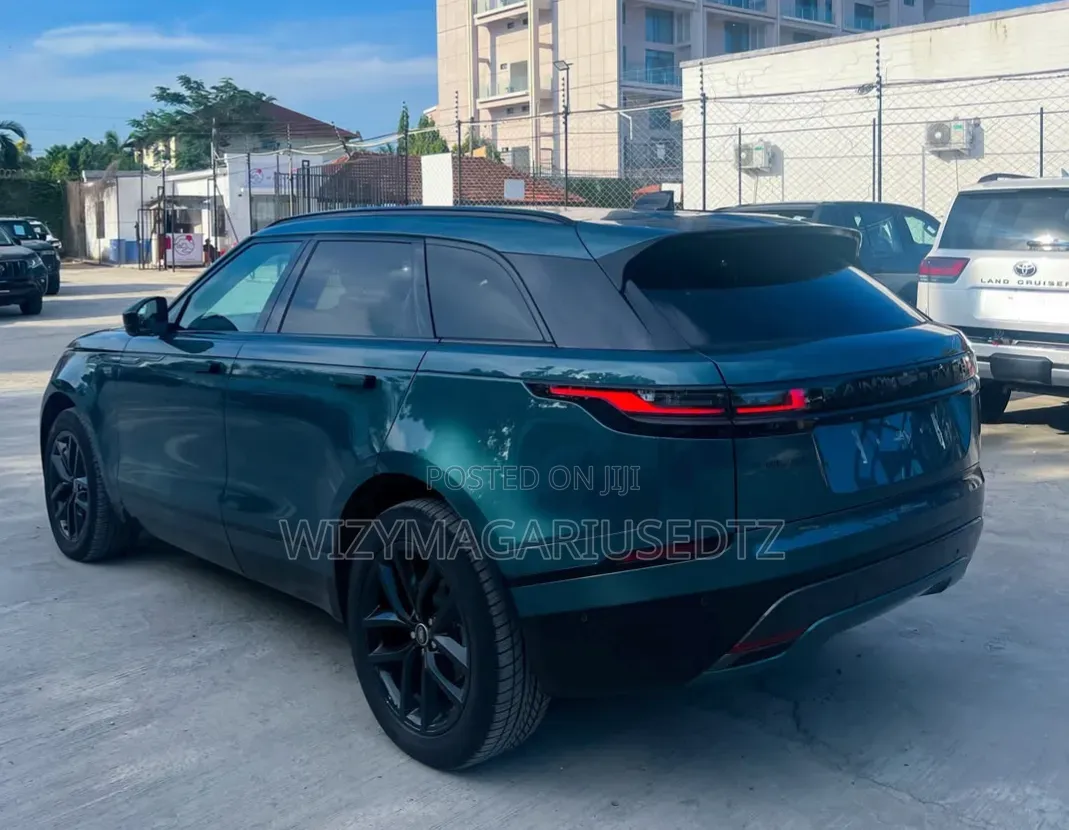 Land Rover Range Rover Velar 2024 Green