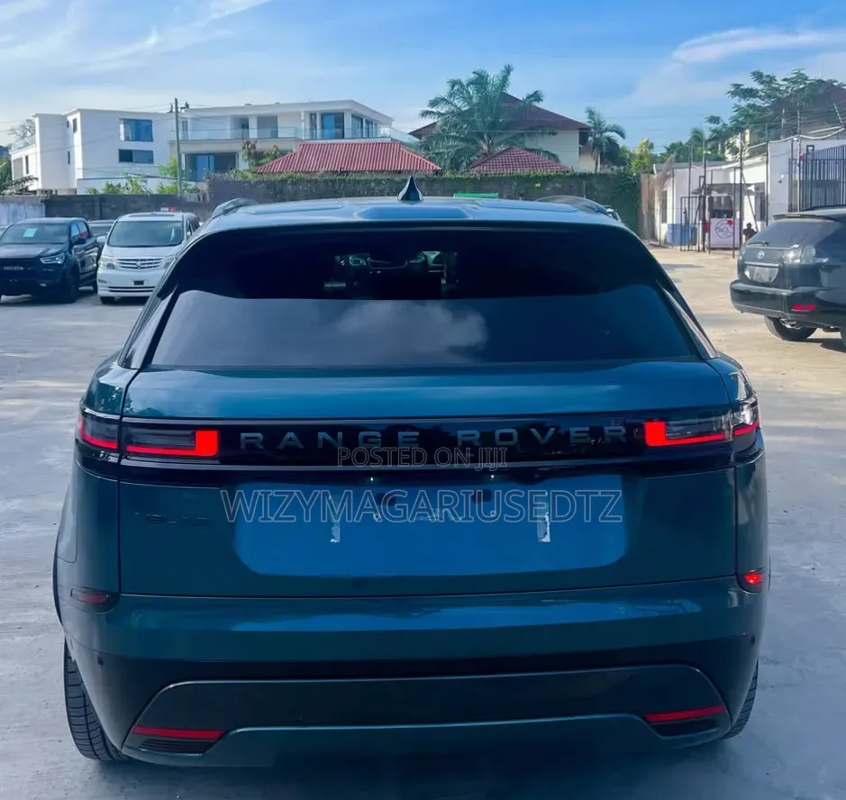 Land Rover Range Rover Velar 2024 Green