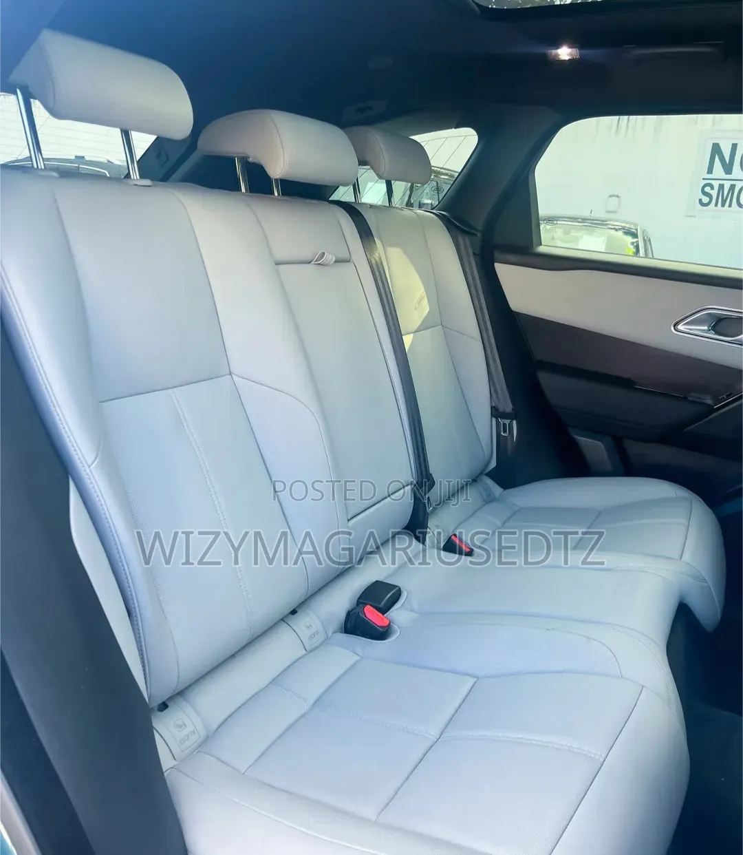 Land Rover Range Rover Velar 2024 Green