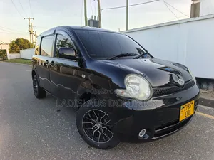 Toyota Sienta 1.5 FWD 2006 Black