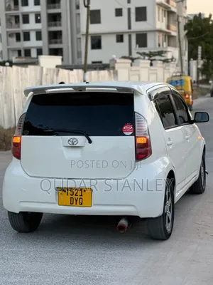 Toyota Passo 2004 White