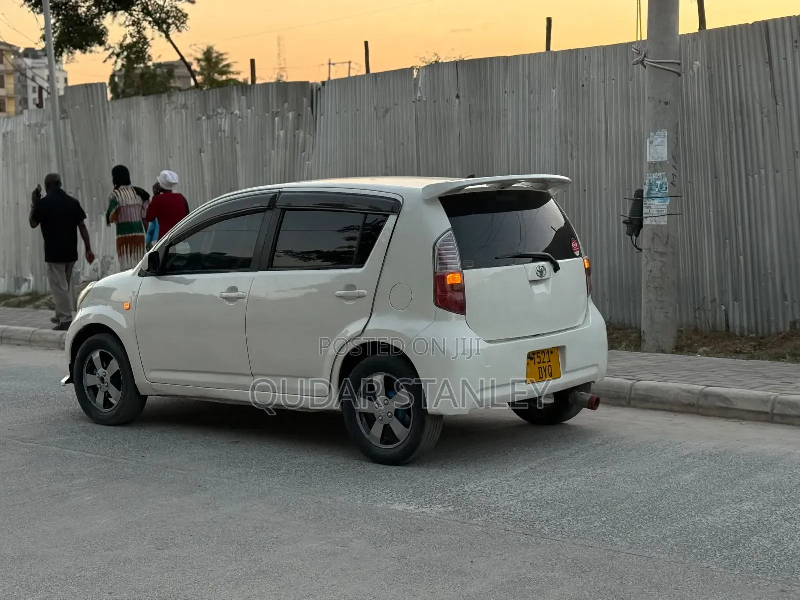 Toyota Passo 2004 White