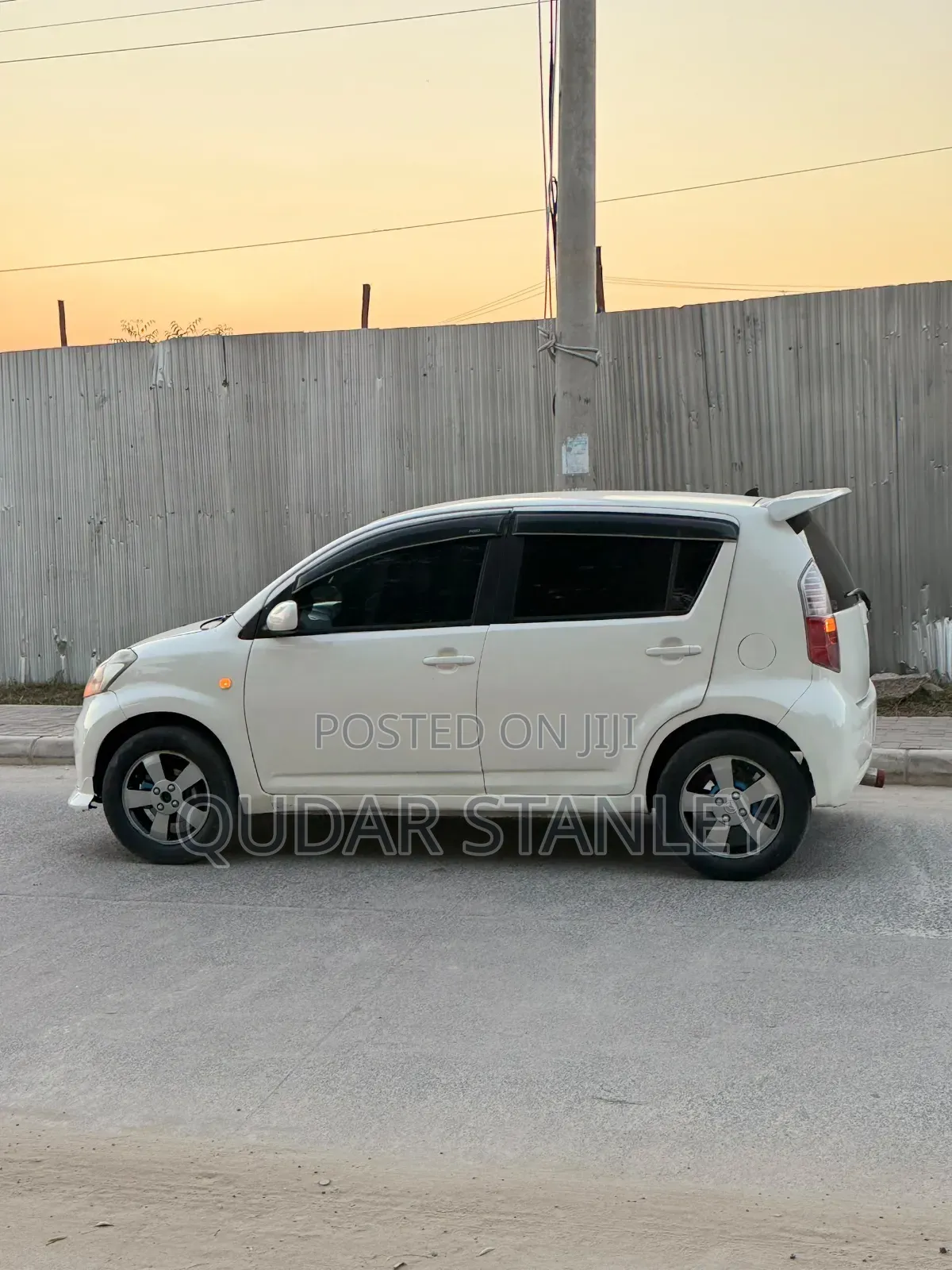 Toyota Passo 2004 White