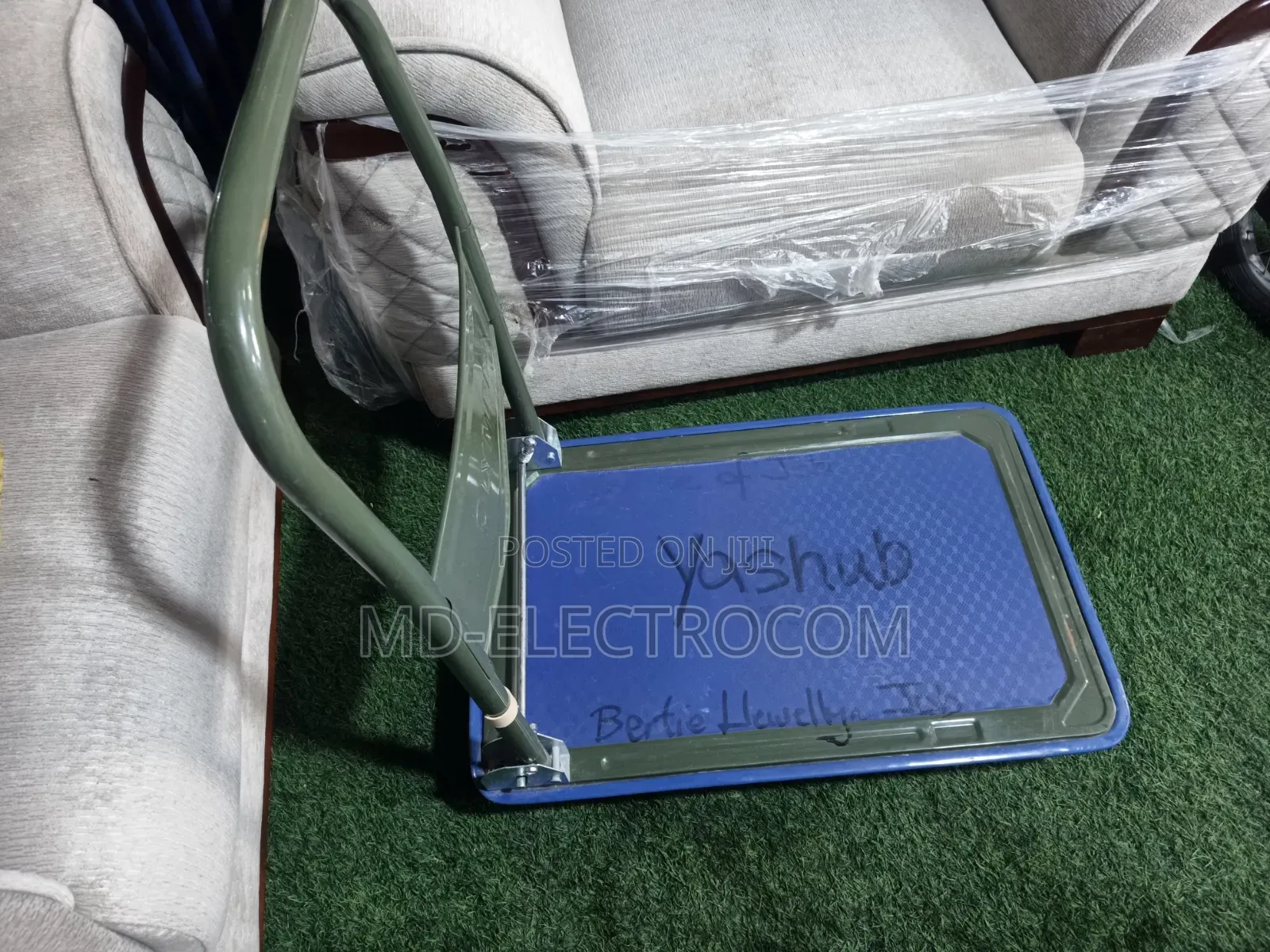 A Heavy Duty Folding 150kg Platform Trolley