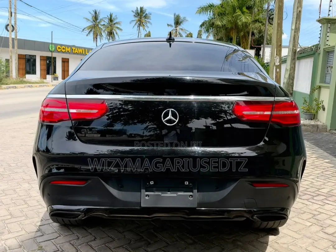 Mercedes-Benz GLE-Class 2017 Burgundy