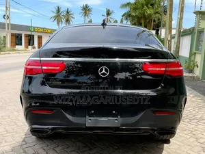 Mercedes-Benz GLE-Class 2017 Burgundy