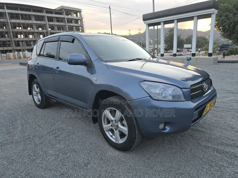 Toyota RAV4 Prime 2023 Blue
