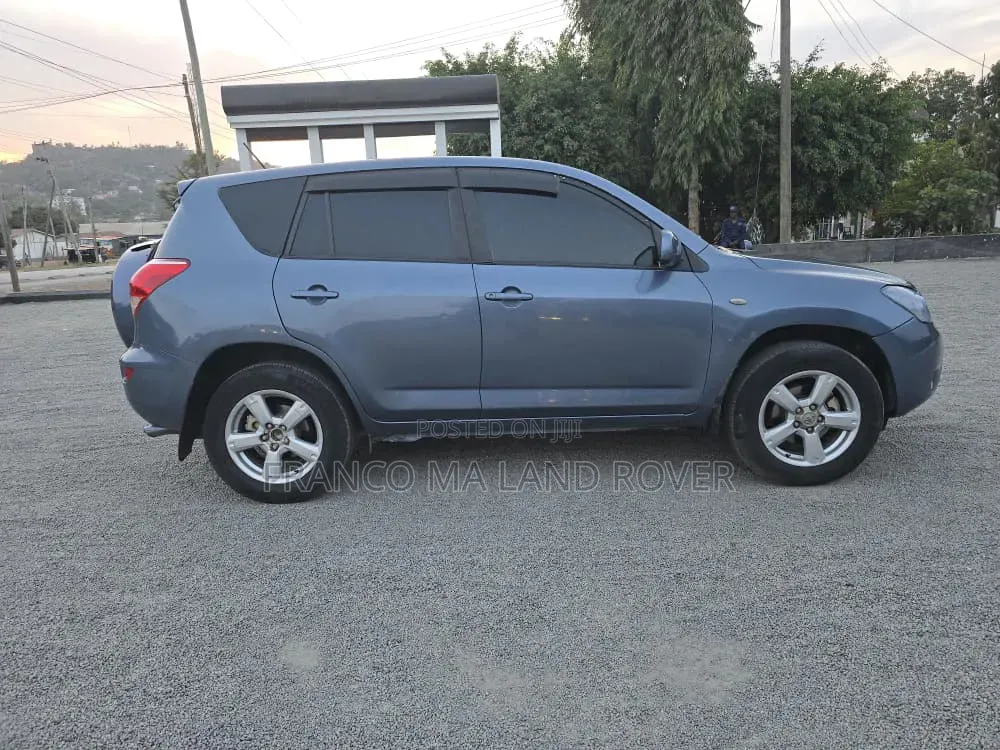Toyota RAV4 Prime 2023 Blue