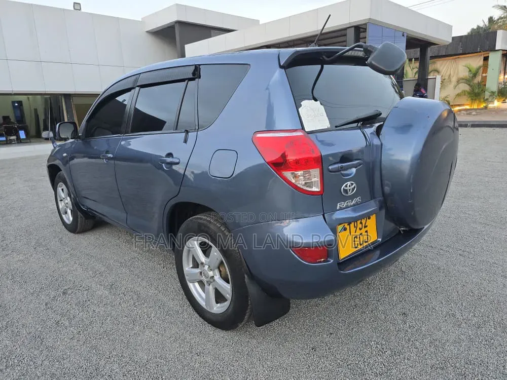Toyota RAV4 Prime 2023 Blue