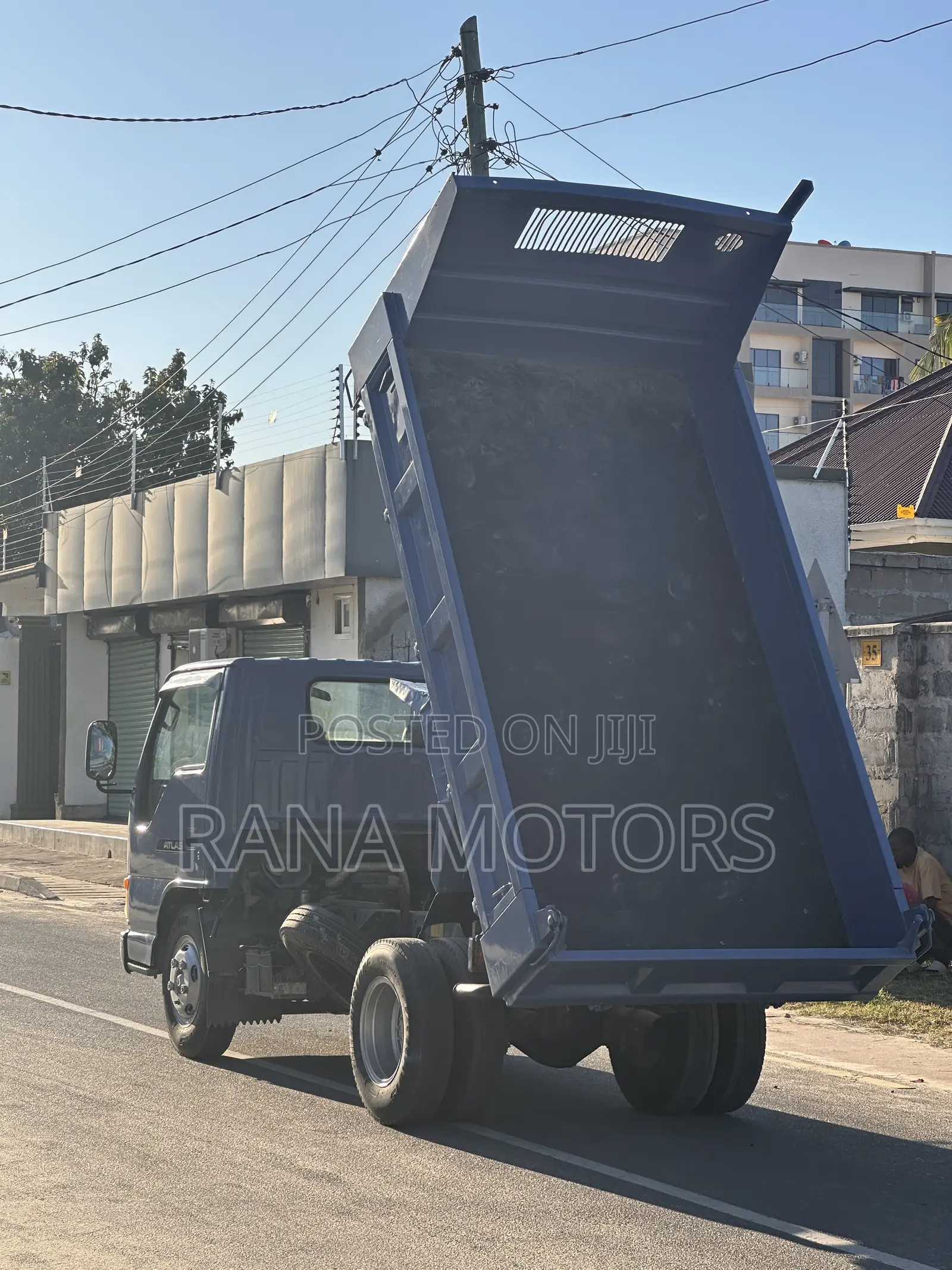 Nissan Atlas Tipper