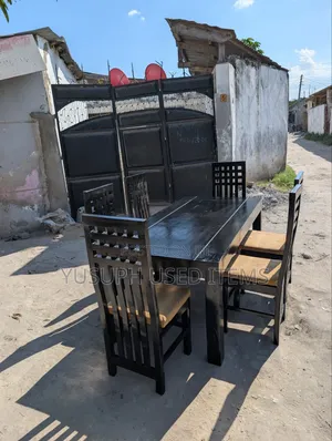 Meza Ya Chakula - Dinning Table