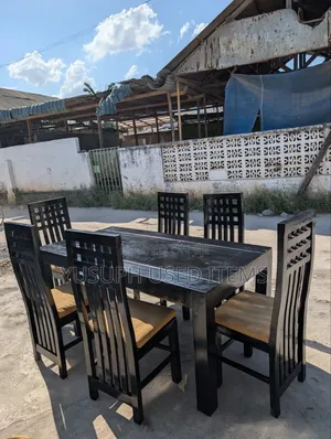 Meza Ya Chakula - Dinning Table