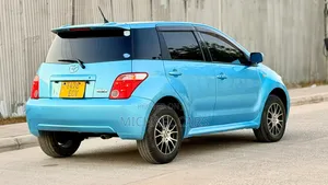 Toyota IST 2006 Blue