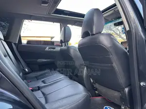 Subaru Forester 2012 Gray