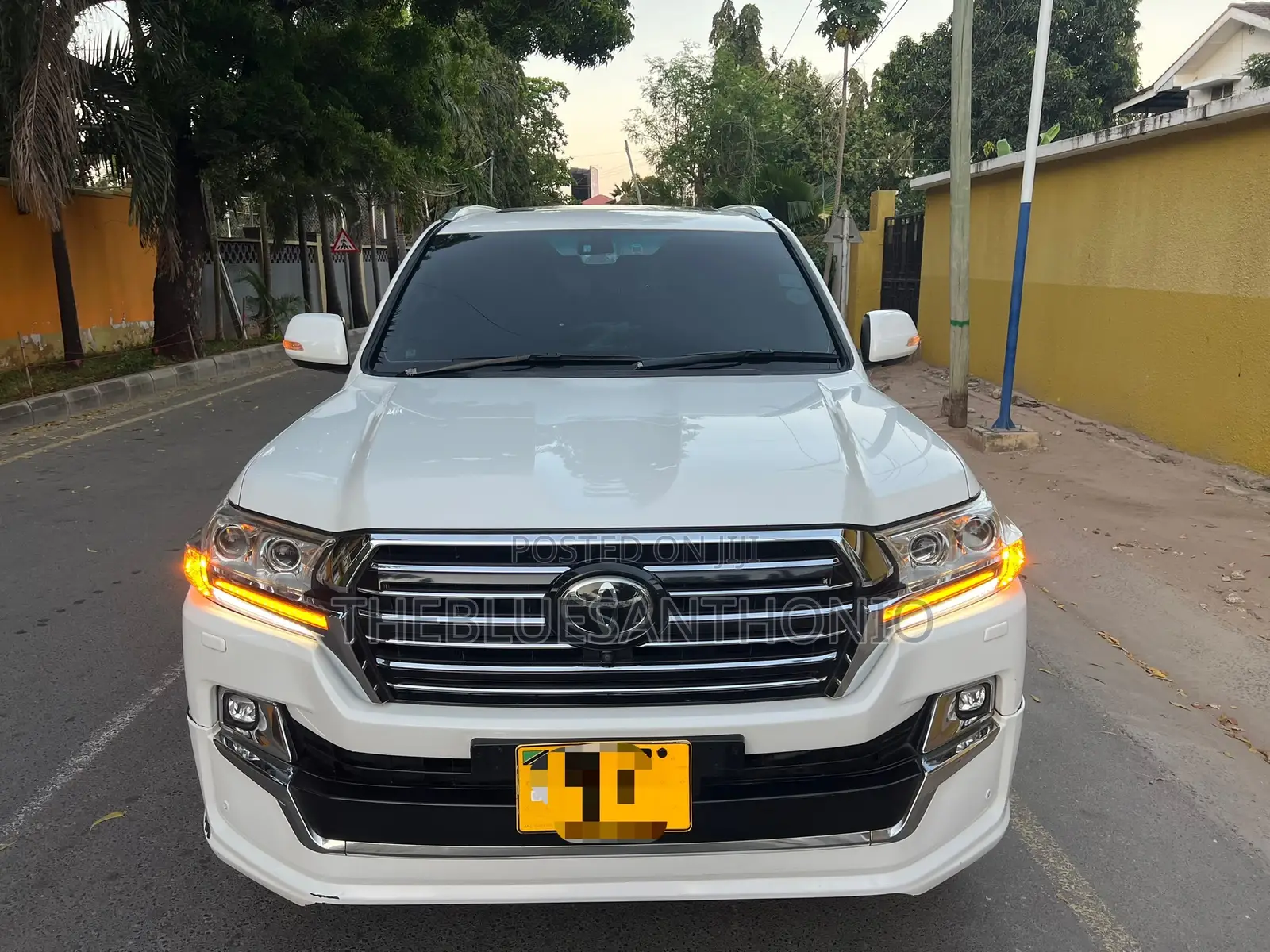 Toyota Land Cruiser 2017 Pearl