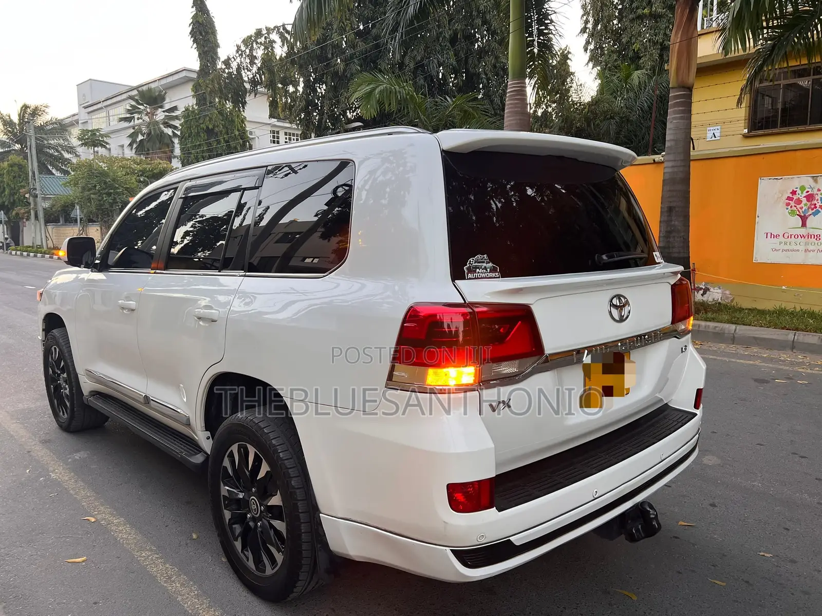 Toyota Land Cruiser 2017 Pearl