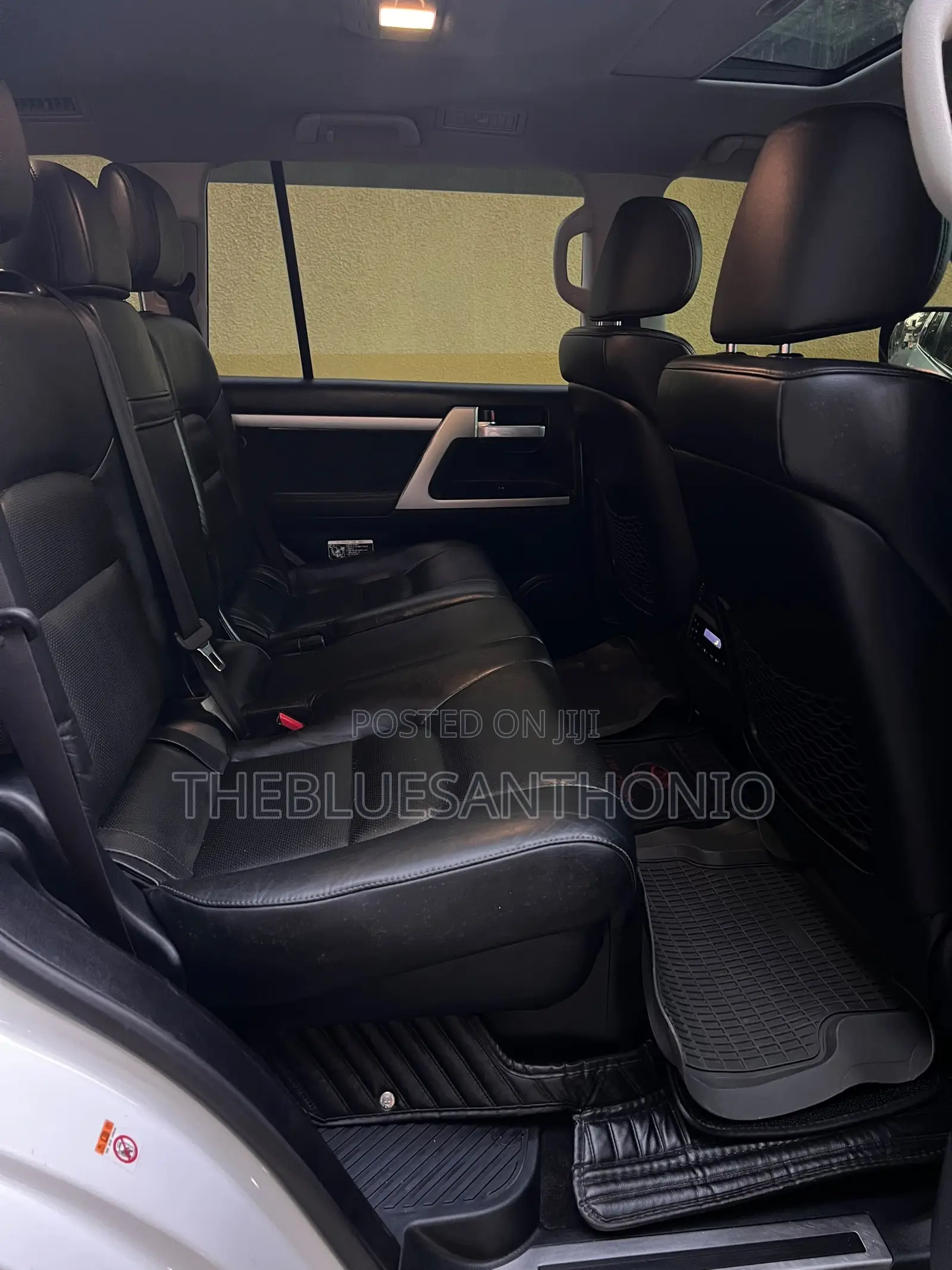 Toyota Land Cruiser 2017 Pearl