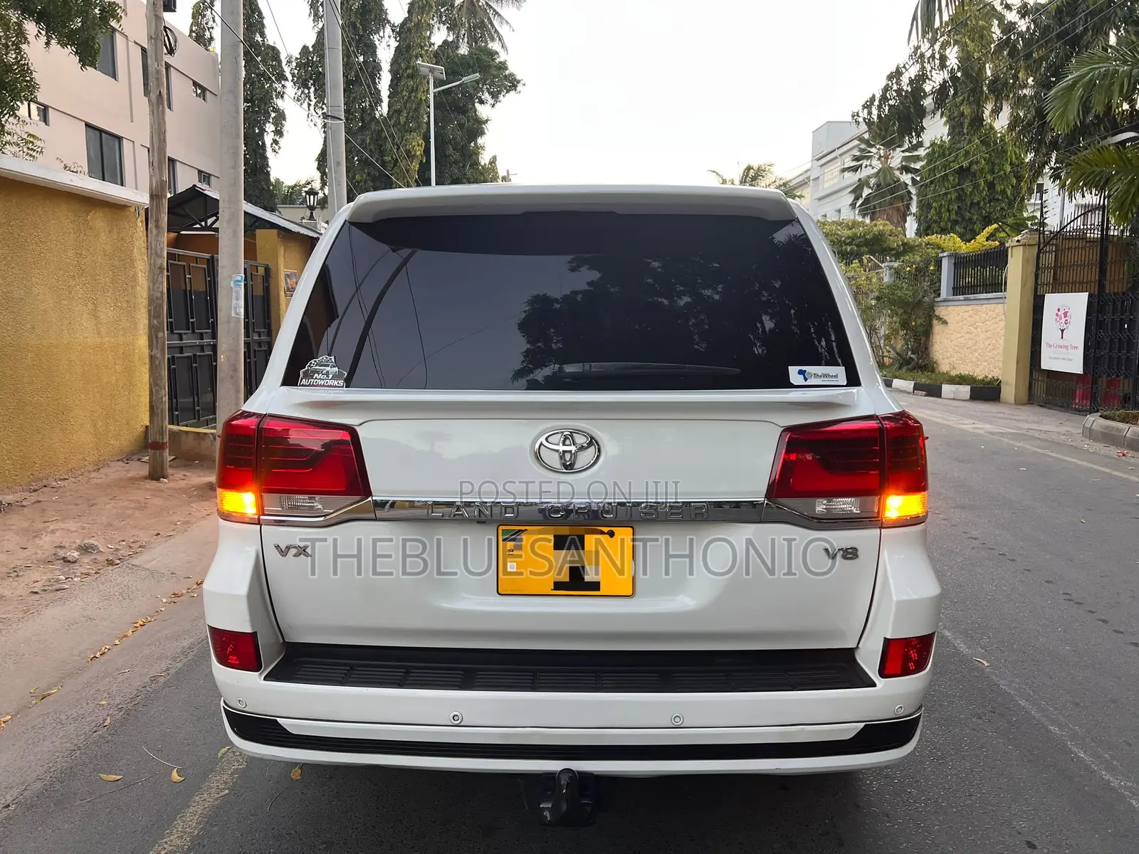 Toyota Land Cruiser 2017 Pearl