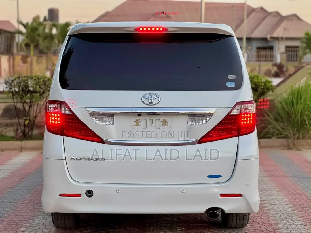 Toyota Alphard 2008 White
