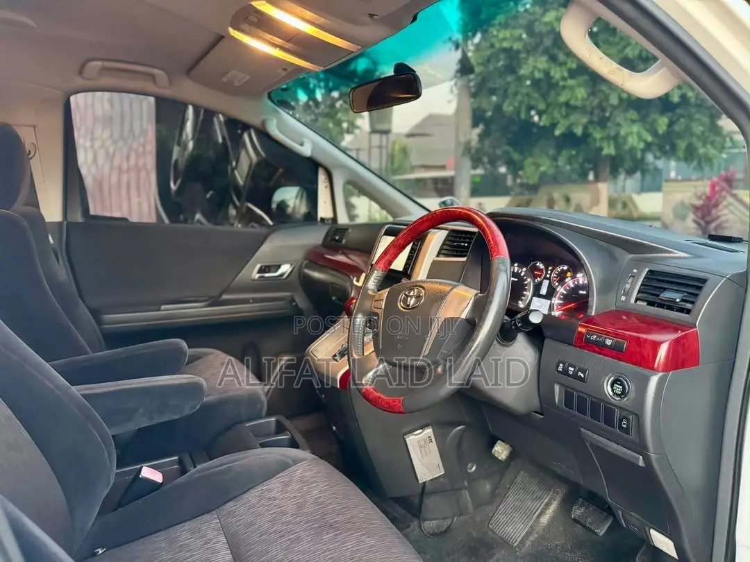Toyota Alphard 2008 White