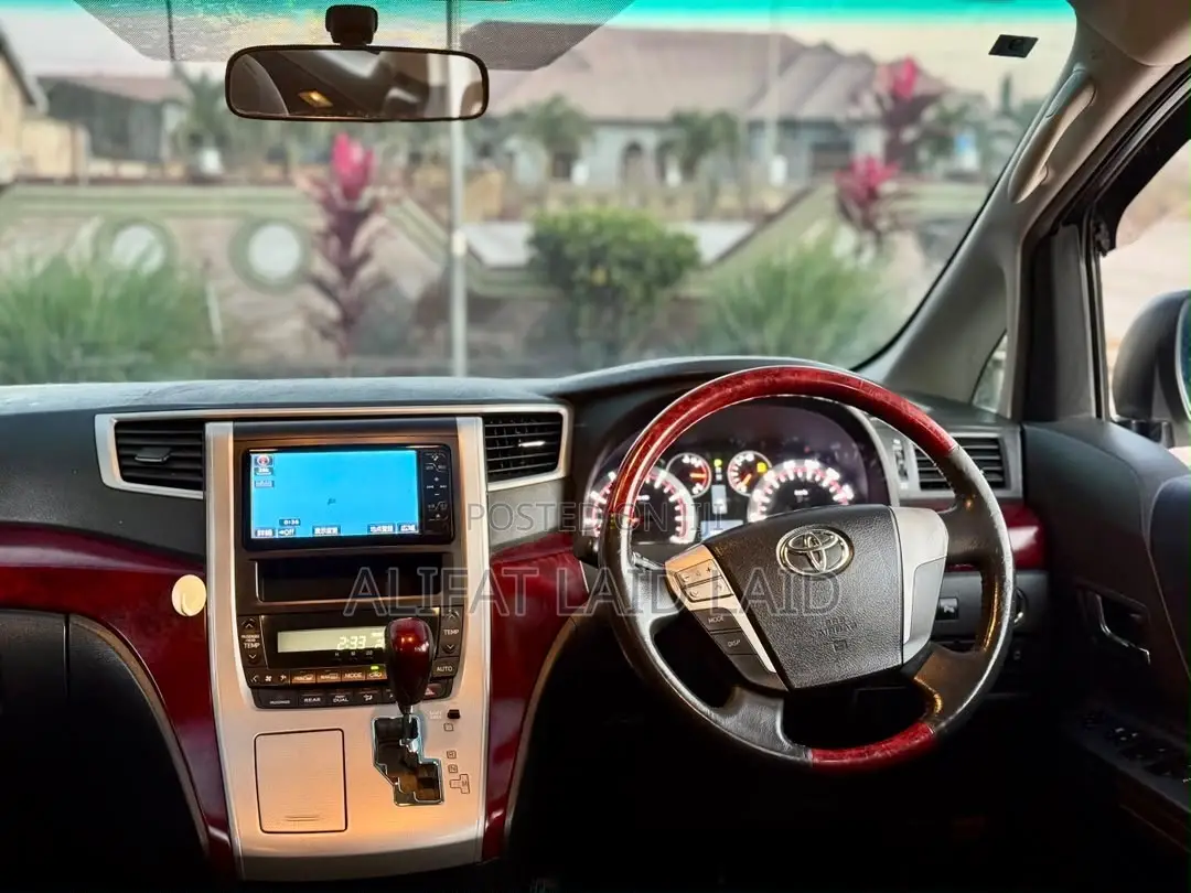 Toyota Alphard 2008 White