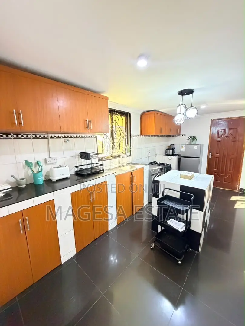 Furnished 2bdrm House in Oyster Bay for rent