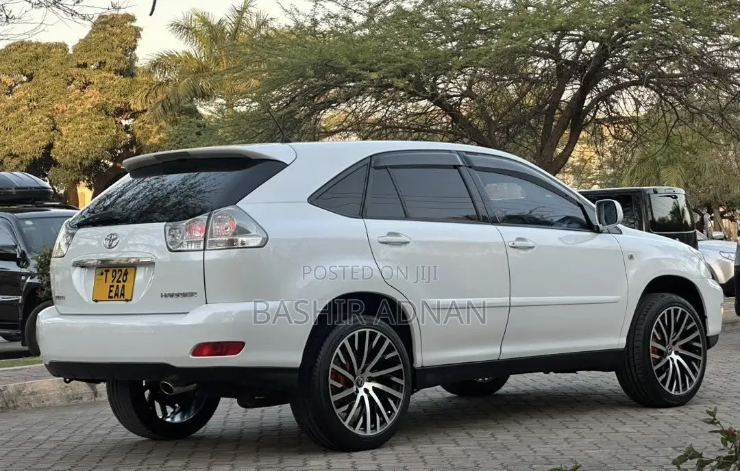 Toyota Harrier 2.4 2007 White