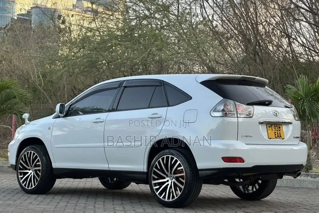 Toyota Harrier 2.4 2007 White