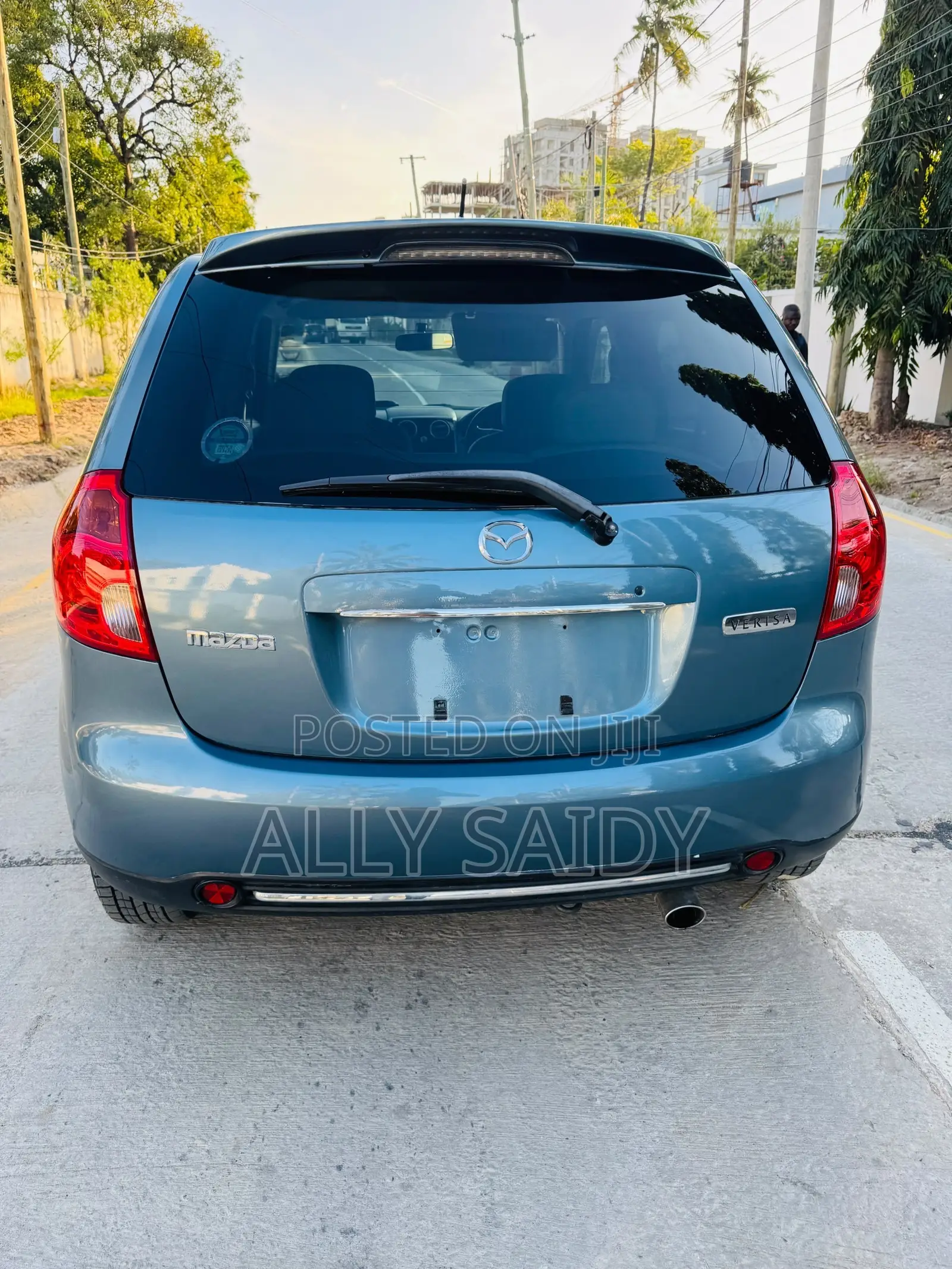 Mazda Verisa 2005 Blue
