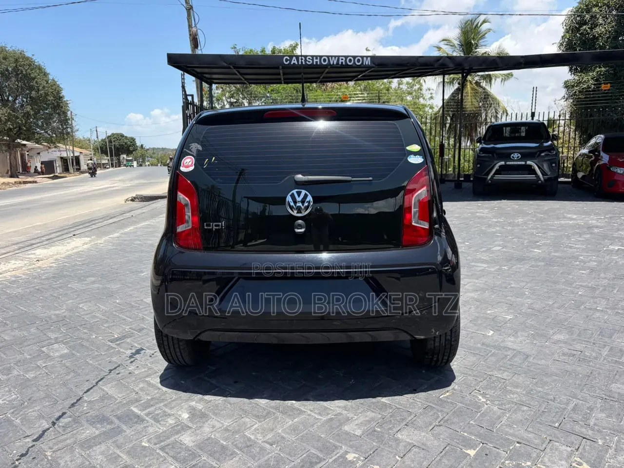 Volkswagen Up 2013 Black