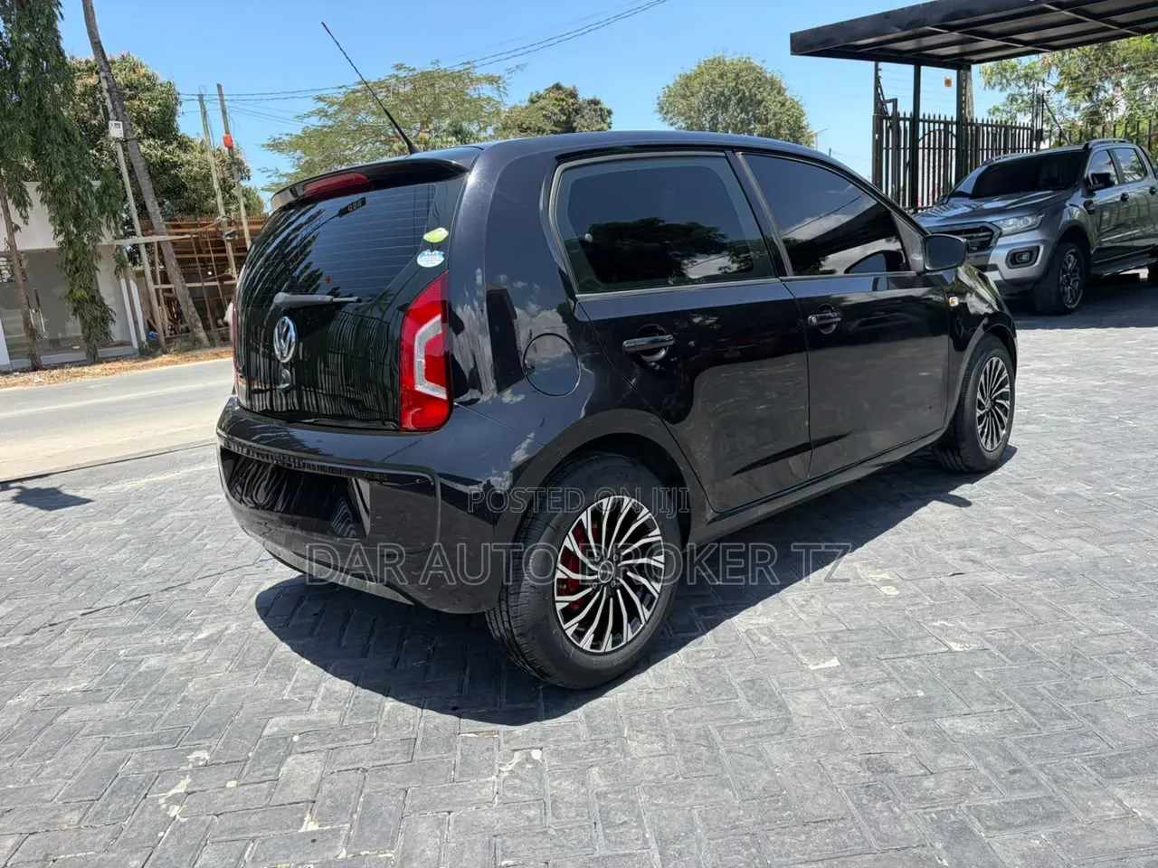 Volkswagen Up 2013 Black