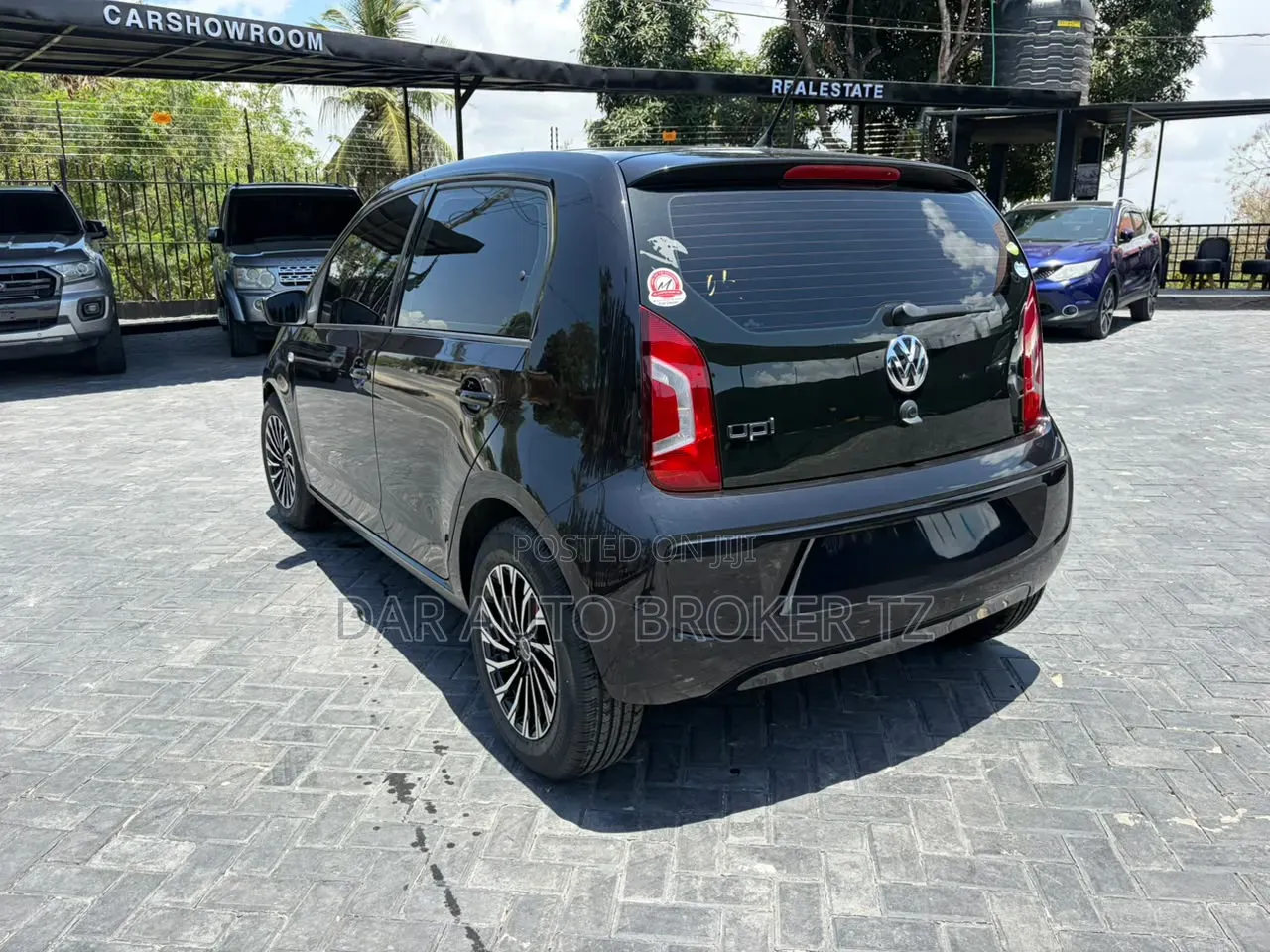 Volkswagen Up 2013 Black