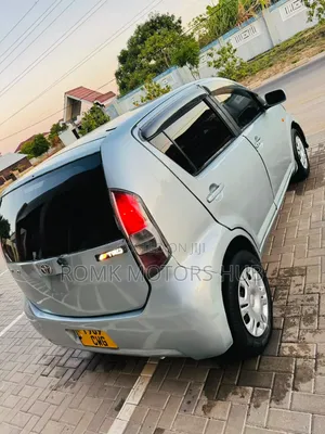 Toyota Passo 2006 Silver