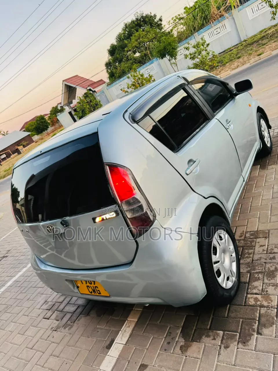 Toyota Passo 2006 Silver