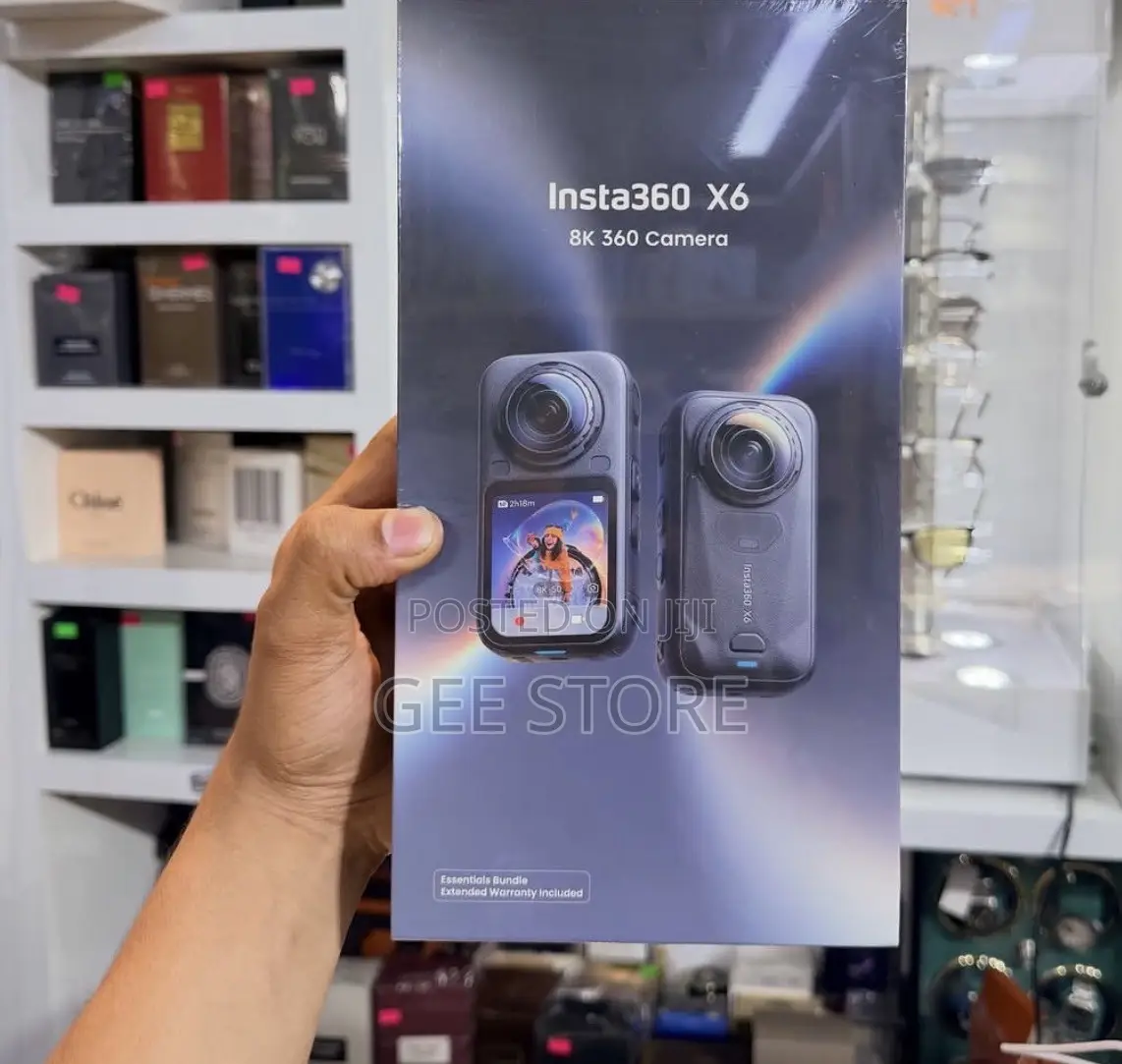 Insta360 X6 8K 360 Camera (Essentials Bundle)