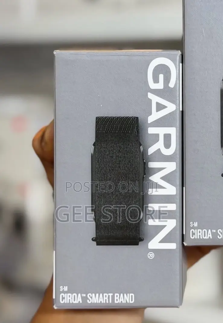 Garmin Cirqa Smart Band Fitness Tracker Box