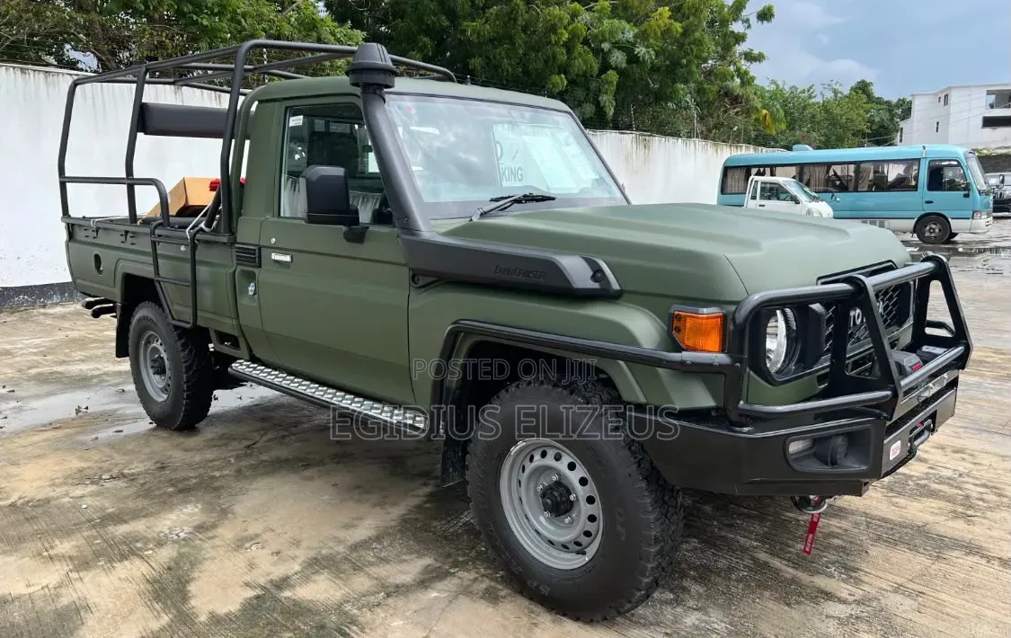 New Toyota Land Cruiser 2025 Green