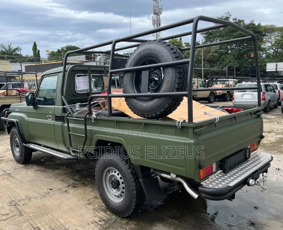 New Toyota Land Cruiser 2025 Green