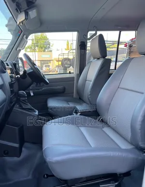 Toyota Land Cruiser 2025 White