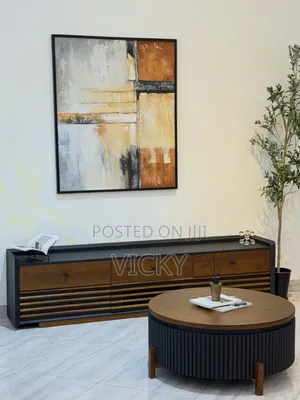Mninga Showcase + Coffee Table Set TSH 800k Tu!
